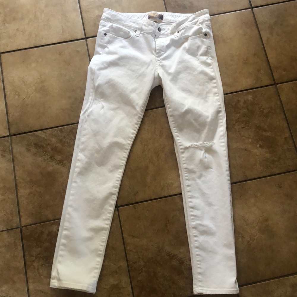 White PAIGE Skinny Jean with slit knee